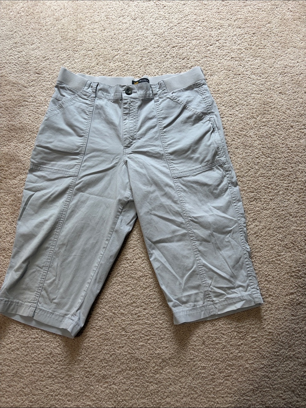 Lee Women’s Light Gray Shorts
